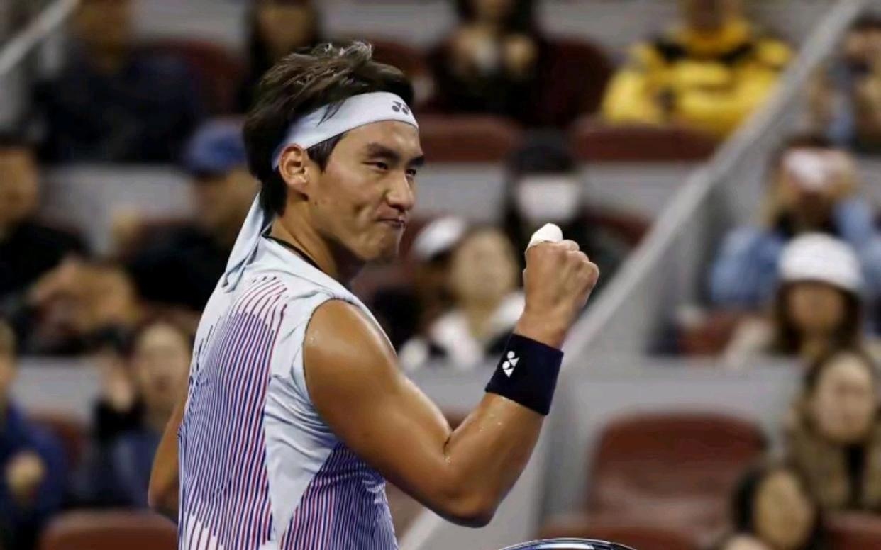 同时赢得了 同时赢得了