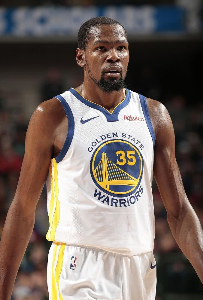 连胜背后的 连胜背后的